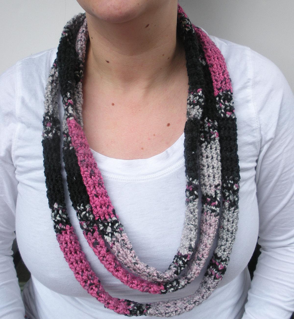 crochet stripe scarf